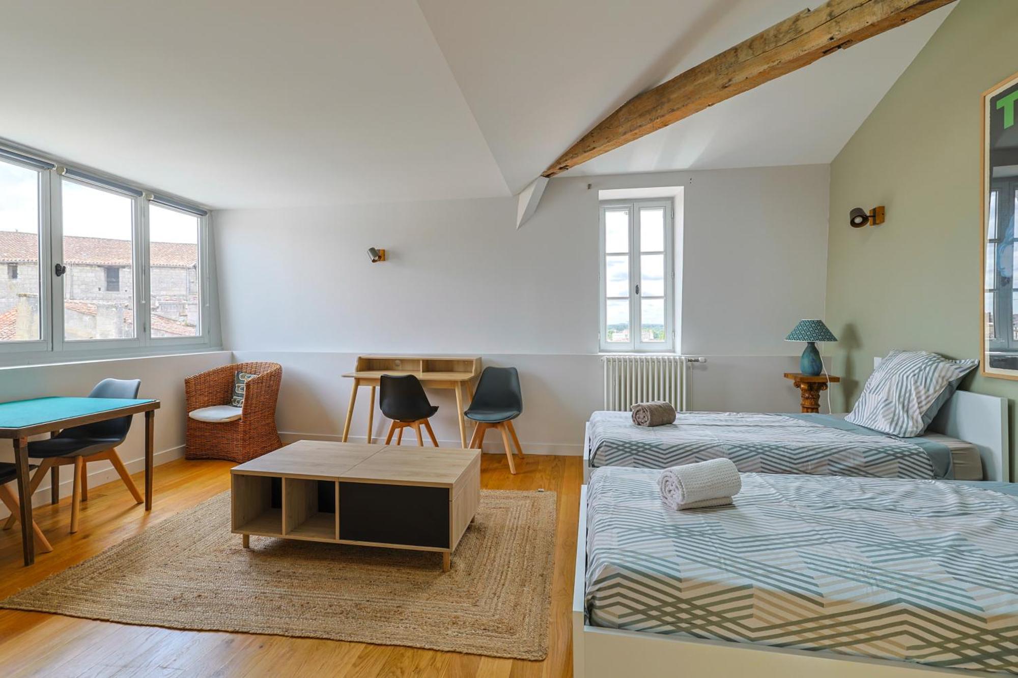Grand Appartement De Standing #Hypercentre Коньяк Экстерьер фото