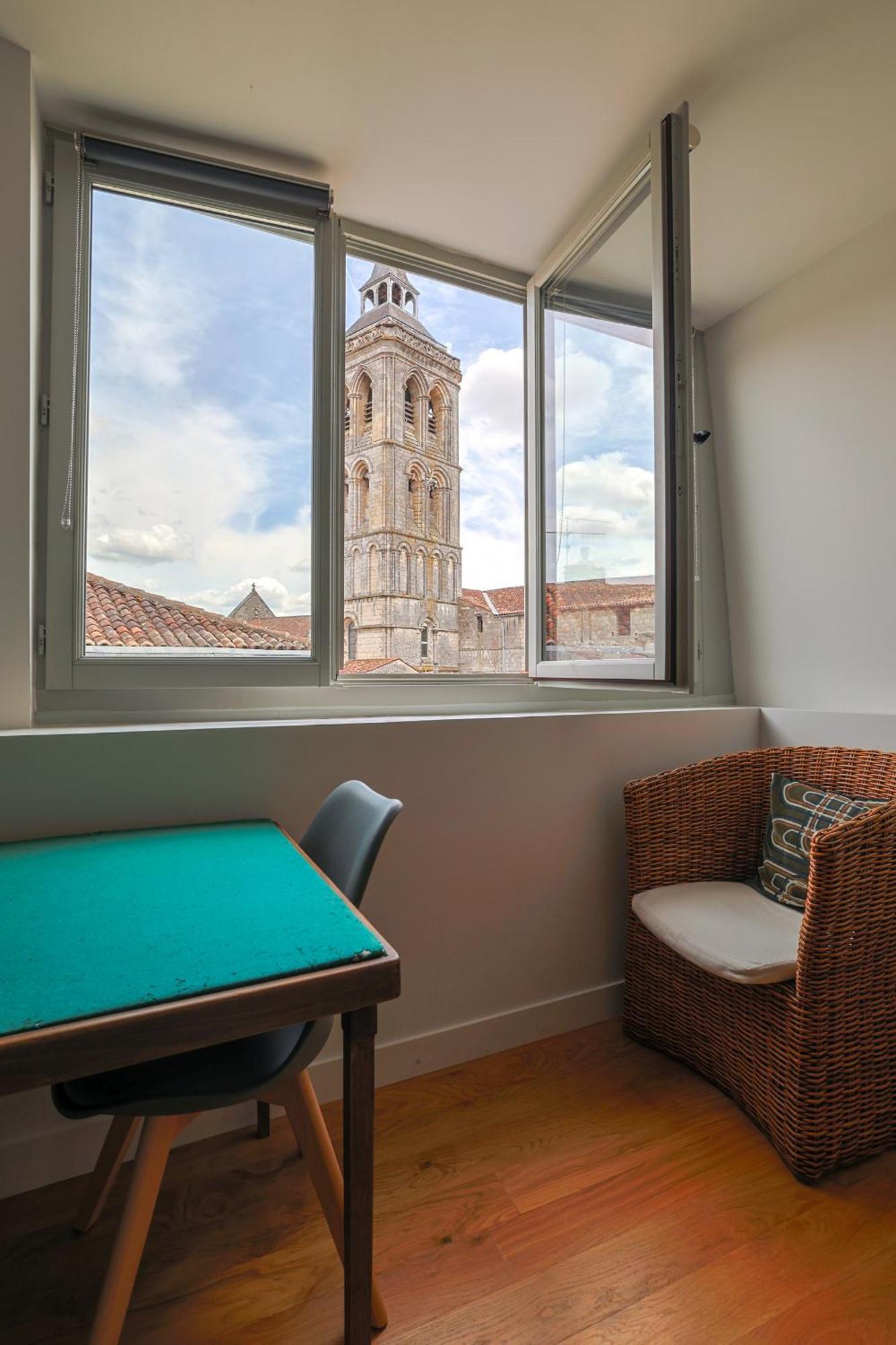 Grand Appartement De Standing #Hypercentre Коньяк Экстерьер фото